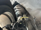 お車を安心してお乗りいただく為には、足回りの定期点検が欠かせません。サービスサポート(有償保証)では無料点検もご提供しており、安心のカーライフをお過ごしいただけるサポート体制が整っています。