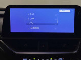 G-Link契約でご利用いただけるセンター通信型のナビ機能「コネクティッドナビ」を装備。従来のナビゲーションよりもリアルタイムな情報提供を可能にしました。