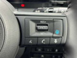 プロパイロット搭載で、高速道路での単調な&rdquo;渋滞走行&rdquo;と長時間の&rdquo;巡航走行&rdquo;の2つのシーンで、ドライバーに代わってアクセル、ブレーキ、ステアリングを自動で制御。長時間運転の疲労を軽減してくれます