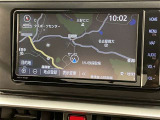 純正ナビを装備。タッチパネル式で使いやすく、お出かけもラクラクです。
