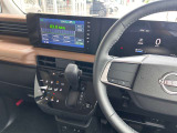 ディーラーオプション「9インチディスプレイオーディオ」(FM/AMチューナー・USB接続・ブルートゥース接続)