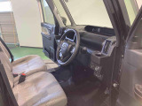 納車前にはプロのメカニックが点検、整備を行いますので安心してお乗り頂けます!!