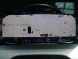 速度メーターの表示だけでなく、全画面にナビゲーションも表示可能です。