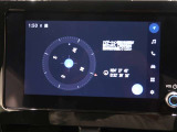 ディスプレイオーディオを装備。スマホとクルマをつなぐことで、これまでのナビに加えて、いろんなサービスが楽しめます。