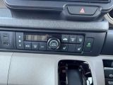 運転席&助手席シートヒーター