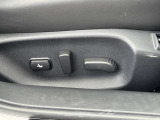 パワーシートで自分に合った位置を微調整することが出来ます。しかもメモリー機能搭載でシートを動かした際にボタン一つで元の位置に♪