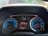 様々な車両情報を表示してくれる、アドバンスドドライブアシストディスプレイがついています