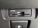 今では必需品のETCもパネルデザインにフィットするビルトインタイプなので、見た目もスッキリとしています