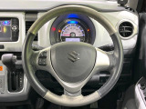 【純正革巻きステアリング】上質な革を使用することで、手にしっかり馴染みとても運転しやすいハンドルです♪