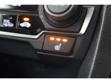 シートヒーター装備付き車!!座席に埋め込まれた電熱線によりシートを暖めることが出来る装備で、温められたシートは、寒い冬には最適です!!
