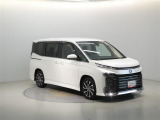 当店はお客様駐車場ももちろん完備しており、併せて新車も併設してますのでお気軽にご来店下さいませ。