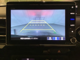 バックでの車庫入れも安心です! リアカメラが付いているバックモニター付のナビを装備しております。操作線もついており距離感も画面から確認できます。