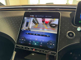 バックカメラにより駐車時の後方確認も楽にできます。