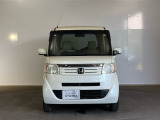 弊社のお客様からの下取り車で入荷しました。弊社の整備記録も有るので、安心してお乗り頂けるお車です!