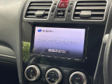 【メーカー純正ナビ】インテリアに溶け込むスタイリッシュな「専用設計」メーカーナビを装備♪視認性や操作性など基本性能にも優れ、より上質なカーライフをお楽しみいただけます。