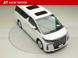 両側パワースライドドア付きだから、狭い駐車スペースなどでの乗り降りラクラク♪小さなお子さまのいるご家庭には嬉しい装備です。