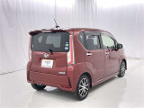 女性に人気の軽自動車!初心者でも運転しやすく小回りもききます!