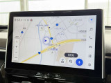 【ナビ画面】主に地図を表示し、目的地へのルート案内や渋滞情報などを表示するために使われます。
