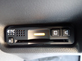 ■【ETC車載器】が装備されています。セットアップをしてお渡しとなり、ETCカードを差し込むだけで高速道路の利用が可能です。