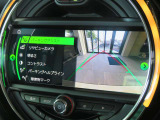 『バックカメラ』障害物センサーが危険を色と音でお知らせしてくれます!