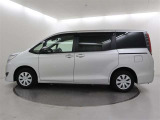Xのウェルキャブ車 車いすスロープタイプ2 サードシート付き