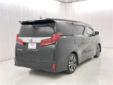 沢山乗れるのがこの車の魅力!2台で移動しないと・・・なんて時もこの車なら1台で!大活躍です♪