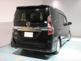 セレナ 2.0 ハイウェイスターV 4WD 