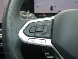 先行車に追従しながら走行が可能なアダプティブクルーズコントロール標準装備。