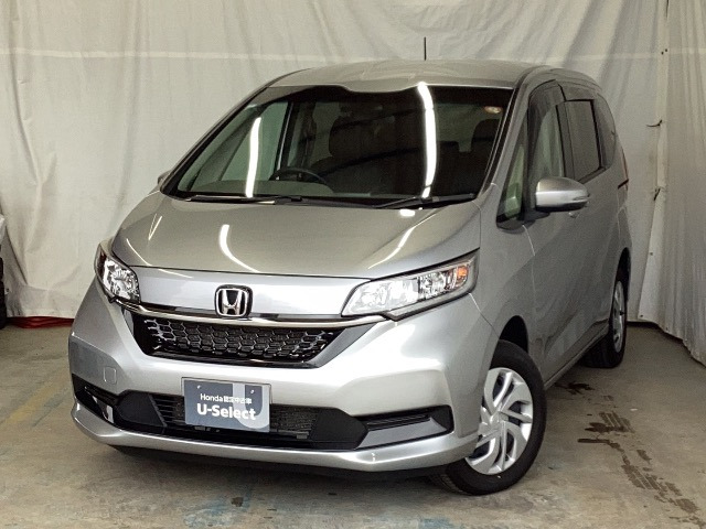 フリード 1.5 G ホンダセンシング 4WD 