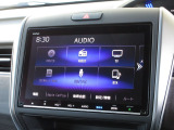 ナビゲーションは純正9インチメモリーナビ(VXM-217VFNi)を装着しております。AM、FM、CD、DVD再生、Bluetooth、音楽録音再生、フルセグTVがご使用いただけます。