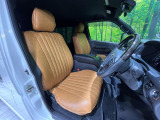 運転席シート廻りは使用感も少なく、良好な状態となっています。丁寧に使われていたことがよくわかりますね。