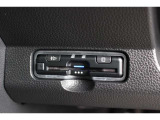 もちろんETC付きでビルトインタイプを装備!見た目もスマート♪高速道路の料金所も楽々通過♪