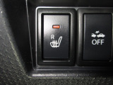 運転席シートヒーターが付いてます。寒い冬でもスイッチONで座面をあたたかくして、ドライブをさらに快適にしてくれます。