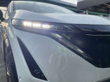 LEDヘッドランプ仕様。シャープな白光色のLEDランプを採用しました。夜の視界を明るくしてくれます。