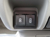USB電源ソケット(Type-A/Type-C)を備えています。