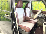 運転席シート廻りは使用感も少なく、良好な状態となっています。丁寧に使われていたことがよくわかりますね。