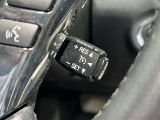高速道路で便利な【クルーズコントロール】も装着済み。アクセルを離しても一定速度で走行ができる装備です。加速減速もスイッチ操作でOKです。