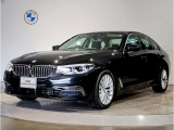 BMW 523dラグジュアリー ブラックサファイア☆ワンオーナー☆ブラックレザー☆ヘッドアップディスプレイ☆全周囲カメラ☆フロントリアシートヒーター☆電動トランク☆リア電動ブラインド☆