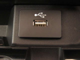 純正メモリーナビ(MM319D-L) CD・DVD再生  CD録音可 フルセグTV  Bluetooth対応★携帯電話にダウンロードした音楽が車内でも楽しめます。ハンズフリー通話も可能です!