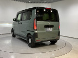 ご納車までの期間ですが、県内のお客様は2、3週間、県外のお客様は3、4週間ほどでご納車が可能となります。但し、お支払いや書類の状況によっては多少の前後もありますので、その際には何卒ご了承下さい。