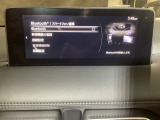 Bluetoothに接続することで、スマートフォンに入っている音楽アプリを車内で楽しめたり、通話が出来ます♪