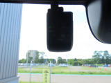 事故の際は第三者の目で客観的な証拠が残るドライブレコーダー付です!