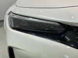 LEDヘッドライトは、点灯の瞬間から最大光量を発揮し、突然暗くなるトンネルなどでの安定感を高めます。
