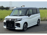 車両の品質管理は室内展示場を完備しておりますので、品質を保った状態の車両をご覧いただけます。