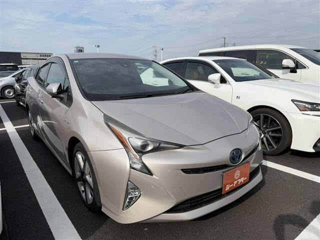 プリウス 1.8 A プレミアム ツーリングセレクション 禁煙者 黒革シート 純正ナビ フ...