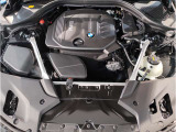 BMWのエンジンは世界的にも認められている高性能エンジンです。レスポンスがよく高回転型の心地よい吹きあがりなど駆け抜ける歓びのキーになる部分でございます。