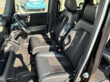 運転性・助手席が独立しているEXタイプ!