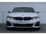 お車の詳細等はお気軽にBMW正規ディーラー Osaka BMW BPS姫里までお問い合わせくださいませ。スタッフ一同、お待ちしております。0078-6002-582225