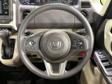 【ステアリングスイッチ】運転中、前方から目線をそらすことなく、オーディオ等の操作が可能な便利機能!安心&快適なドライブを演出してくれます♪