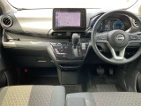 ◆◆◆運転席まわりはこのように機能的にまとまっています。